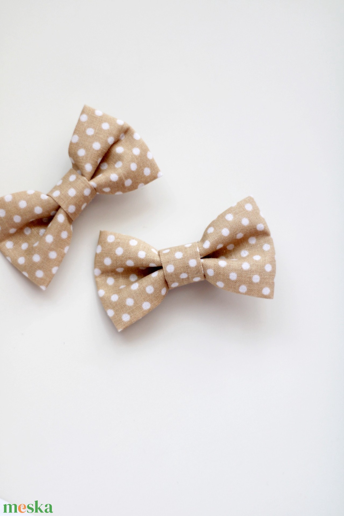 Barna pöttyös hajcsat  - ruha & divat - hajdísz & hajcsat - hajcsat & hajtű - Meska.hu