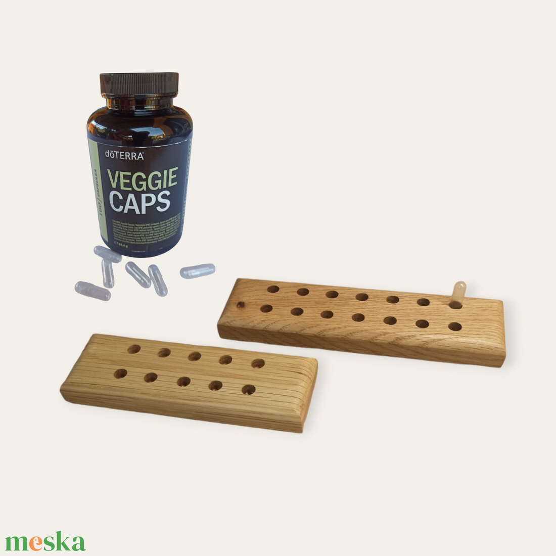 doTERRA Veggie Caps zöldségkapszula tároló tölgyfából - otthon & életmód - dekoráció - dísztárgy - Meska.hu doTERRA Veggie Caps zöldségkapszula tároló tölgyfából - otthon & életmód - dekoráció - dísztárgy - Meska.hu