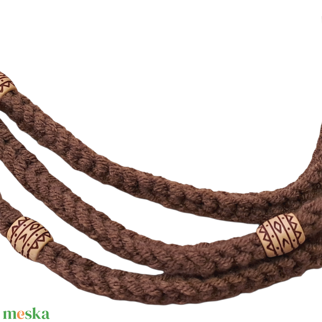 Kávébarna horgolt nyaklánc akril gyöngyökkel. - ékszer - nyaklánc - gyöngyös nyaklánc - Meska.hu