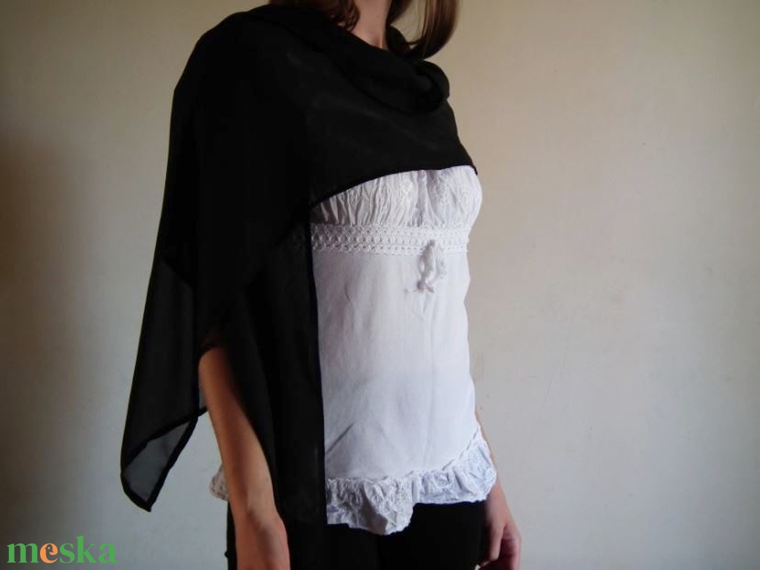 Fekete muszlin stóla, vállkendő - ruha & divat - női ruha - alkalmi ruha & estélyi ruha - Meska.hu