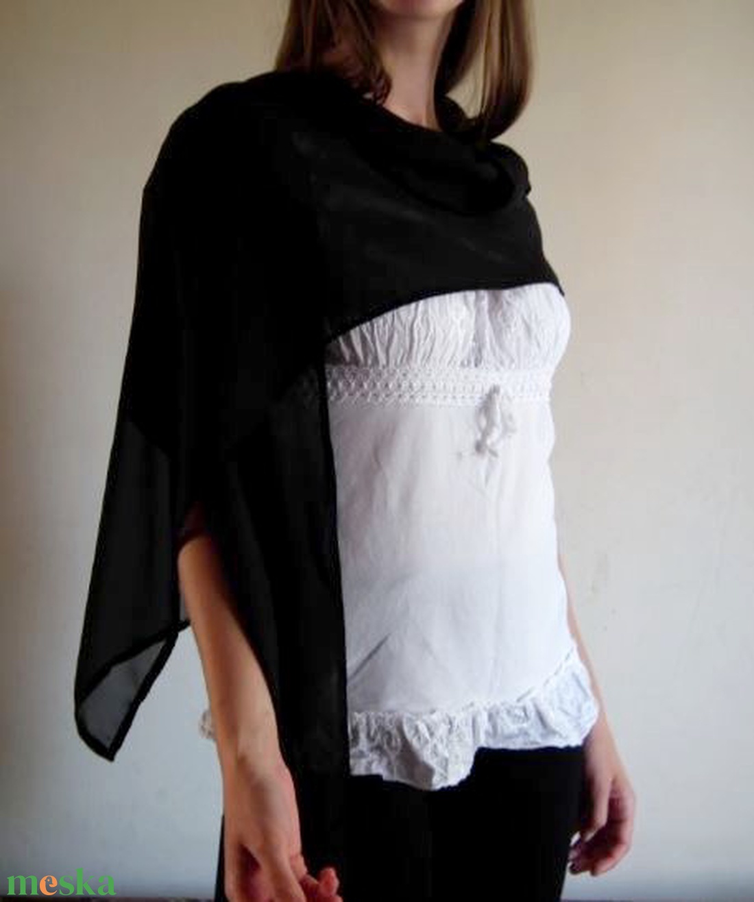 Fekete muszlin stóla, vállkendő - ruha & divat - női ruha - alkalmi ruha & estélyi ruha - Meska.hu