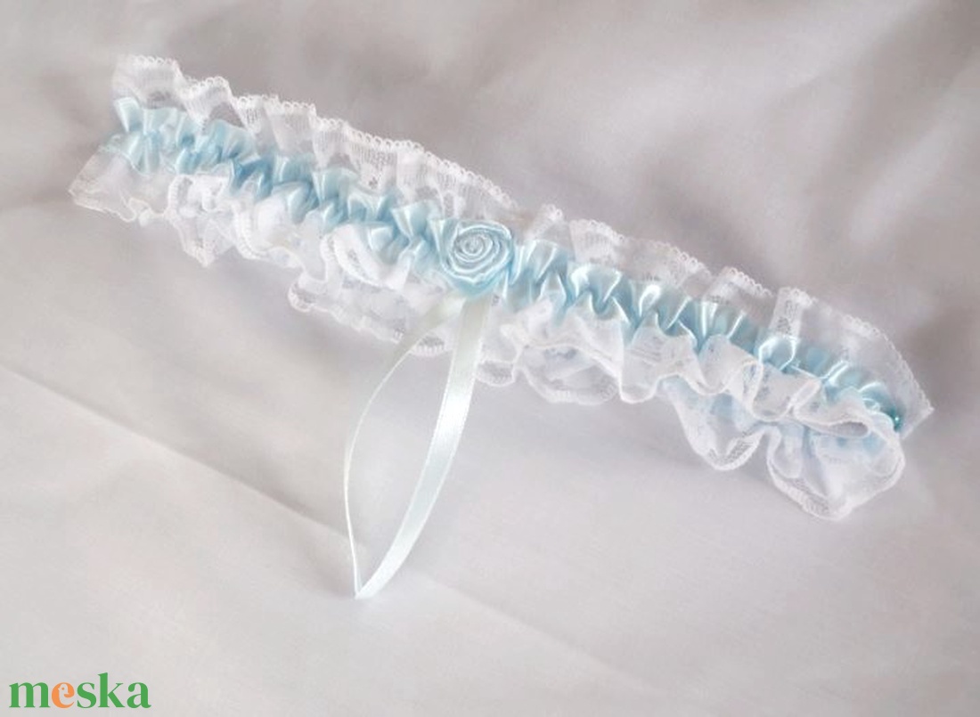 Kate combcsipke, harisnyakötő, legényfogó, méretre varrva - esküvő - kiegészítők - harisnyatartó & valami kék - Meska.hu