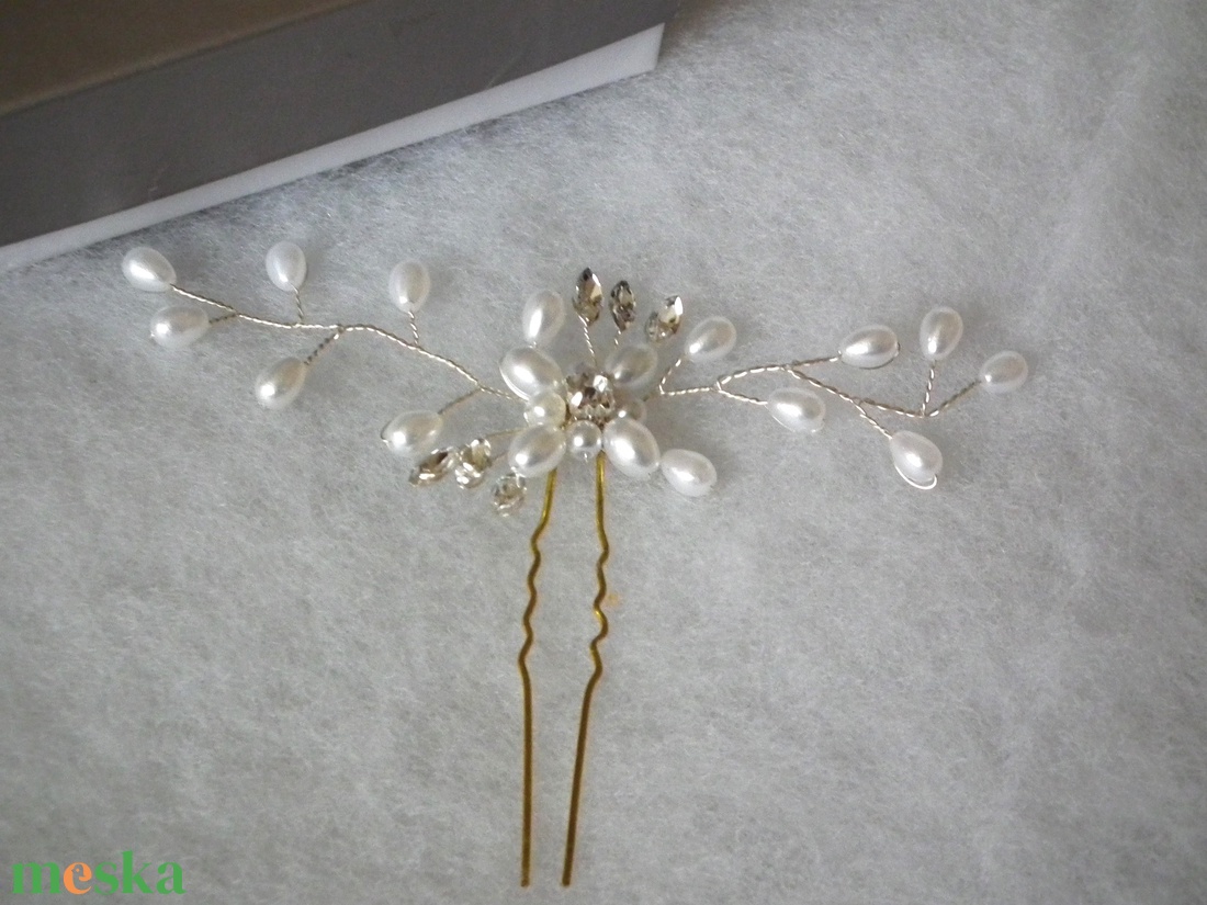 Gyöngyös, strasszos nagy hajtű, hajdísz - esküvő - hajdísz - hajtű - Meska.hu