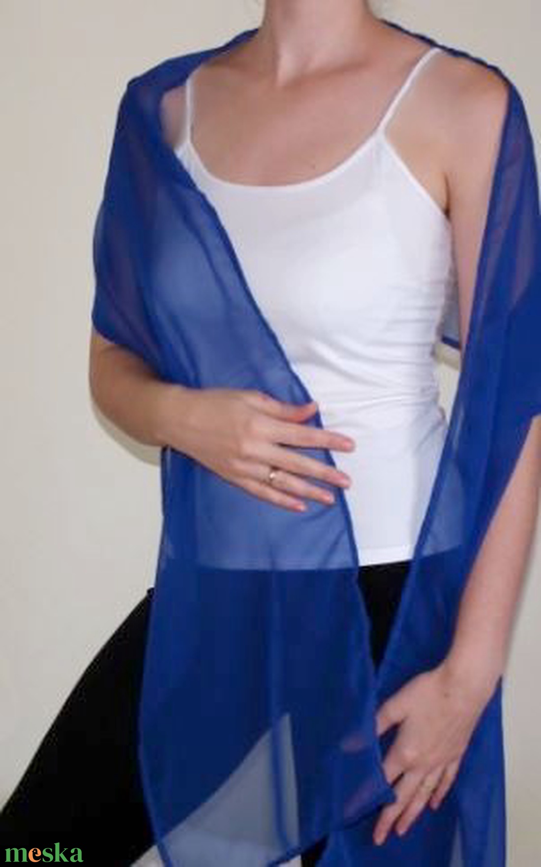 Királykék színű muszlin stóla, vállkendő - ruha & divat - sál, sapka, kendő - vállkendő - Meska.hu