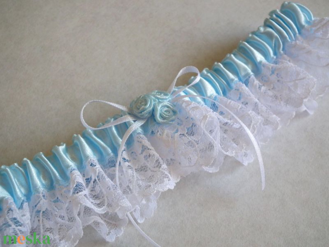 Rose esküvői combcsipke, legényfogó - esküvő - kiegészítők - harisnyatartó & valami kék - Meska.hu