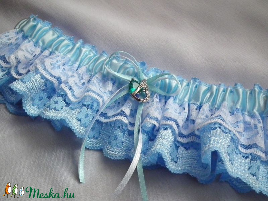 Szerelem esküvői combcsipke, legényfogó -  - Meska.hu