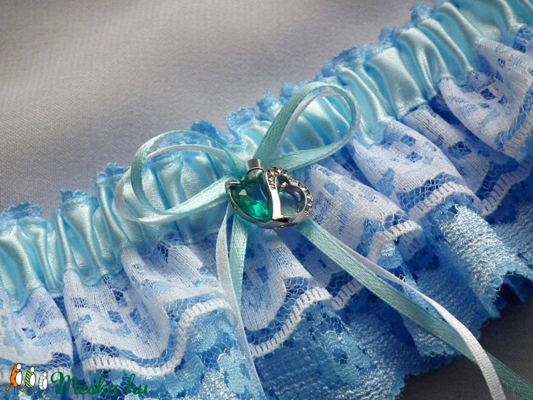 Szerelem esküvői combcsipke, legényfogó -  - Meska.hu