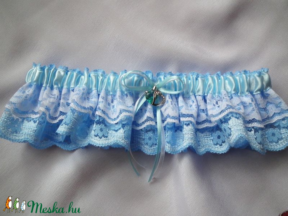 Szerelem esküvői combcsipke, legényfogó -  - Meska.hu