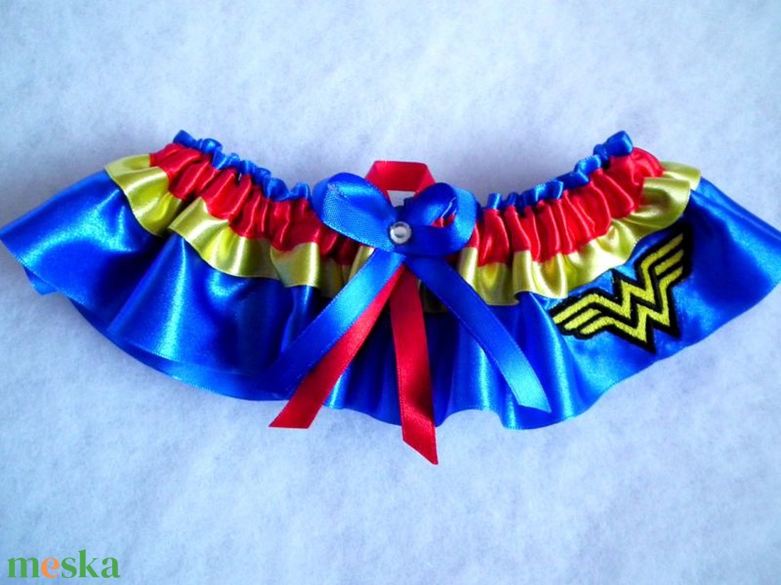 Wonder Women szatén legényfogó - esküvő - kiegészítők - harisnyatartó & valami kék - Meska.hu Wonder Women szatén legényfogó - esküvő - kiegészítők - harisnyatartó & valami kék - Meska.hu