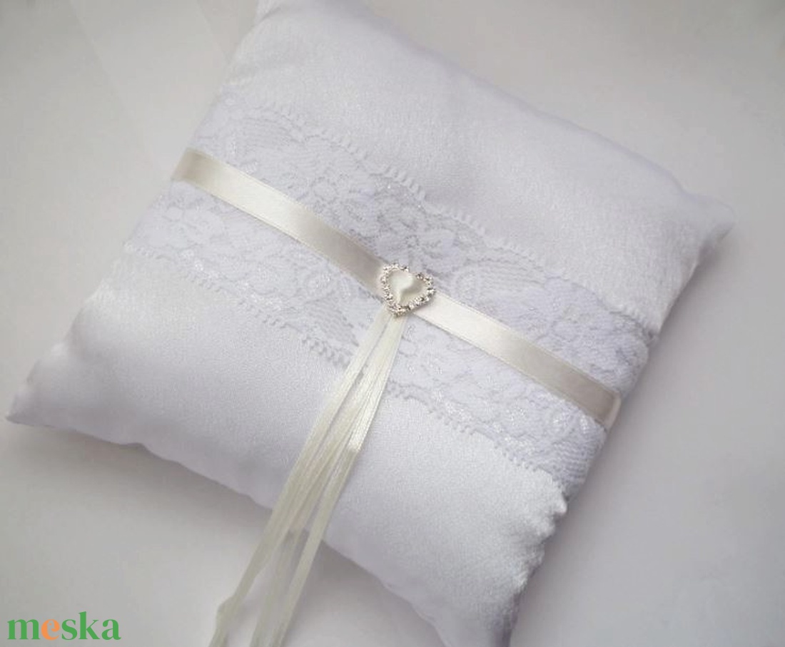 Illúzió gyűrűpárna - ekrü szalaggal - esküvő - kiegészítők - gyűrűtartó & gyűrűpárna - Meska.hu