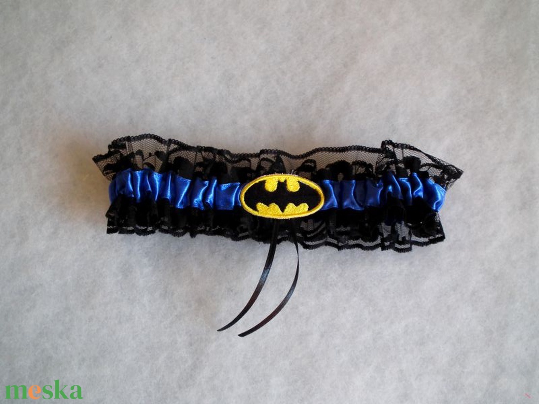 Batman combcsipke, legényfogó - esküvő - kiegészítők - harisnyatartó & valami kék - Meska.hu Batman combcsipke, legényfogó - esküvő - kiegészítők - harisnyatartó & valami kék - Meska.hu