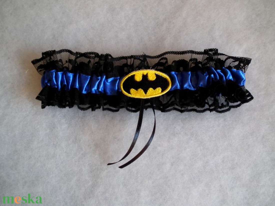 Batman combcsipke, legényfogó - esküvő - kiegészítők - harisnyatartó & valami kék - Meska.hu Batman combcsipke, legényfogó - esküvő - kiegészítők - harisnyatartó & valami kék - Meska.hu