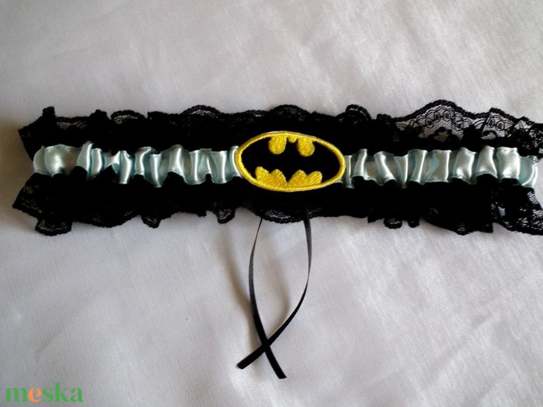 Batman combcsipke, legényfogó- -világoskék - esküvő - kiegészítők - harisnyatartó & valami kék - Meska.hu Batman combcsipke, legényfogó- -világoskék - esküvő - kiegészítők - harisnyatartó & valami kék - Meska.hu