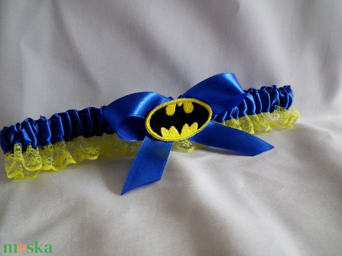 Batman királykék szatén combcsipke - esküvő - kiegészítők - harisnyatartó & valami kék - Meska.hu