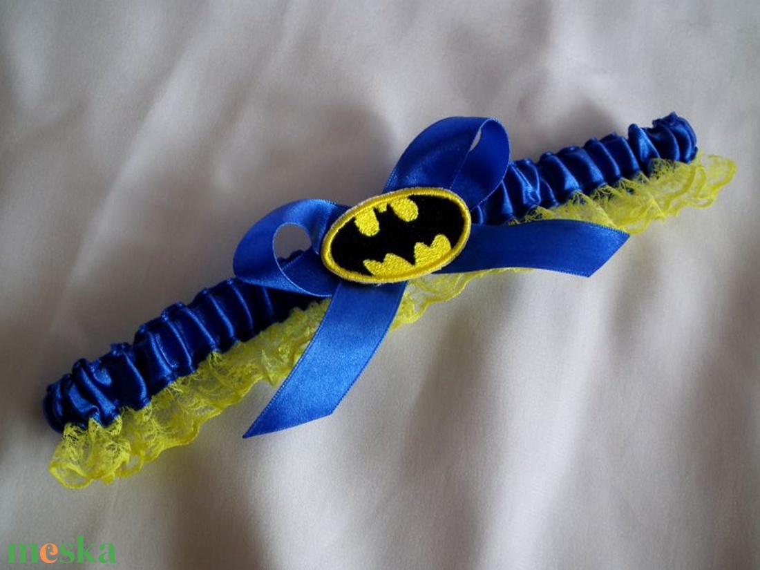 Batman királykék szatén combcsipke - esküvő - kiegészítők - harisnyatartó & valami kék - Meska.hu