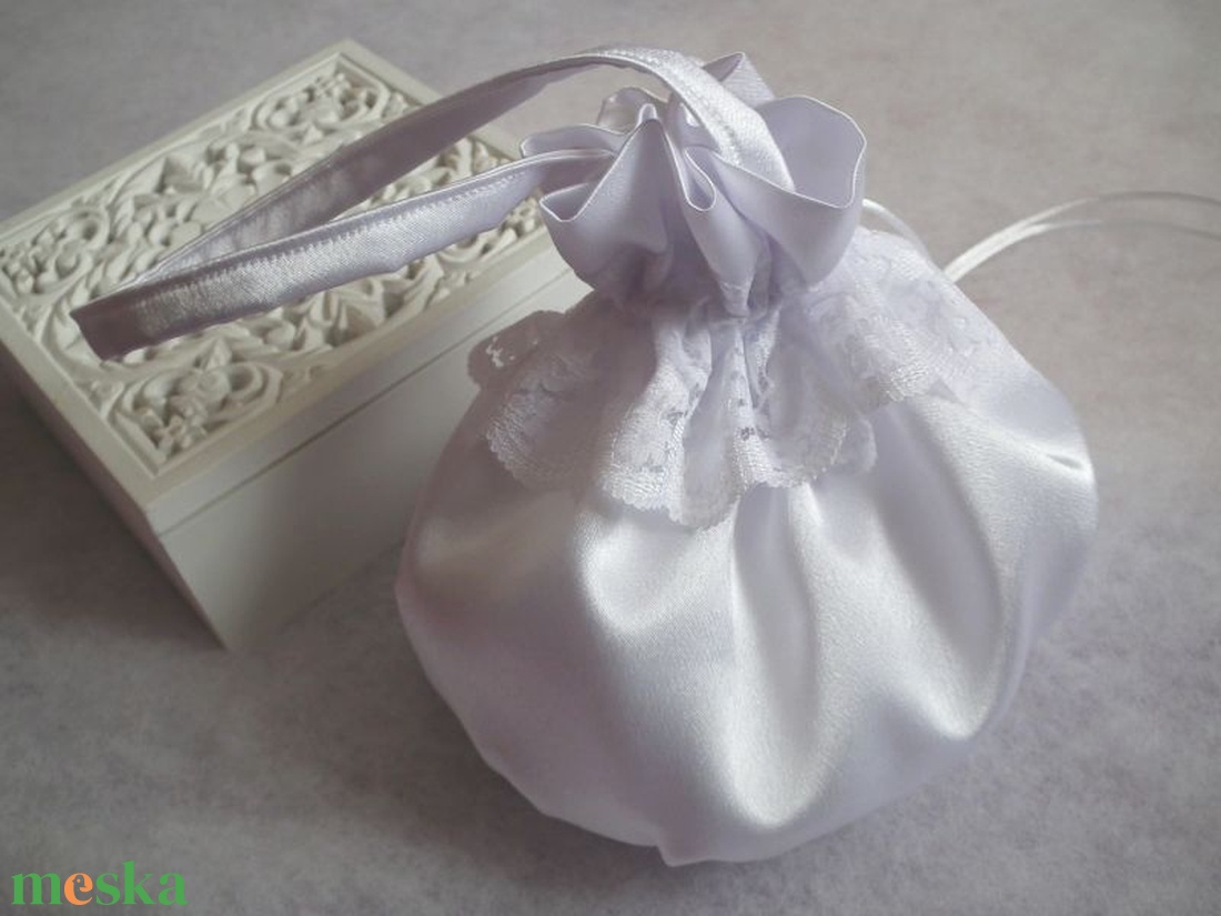 Csipkével díszített esküvői szütyő - esküvő - kiegészítők - táska - Meska.hu