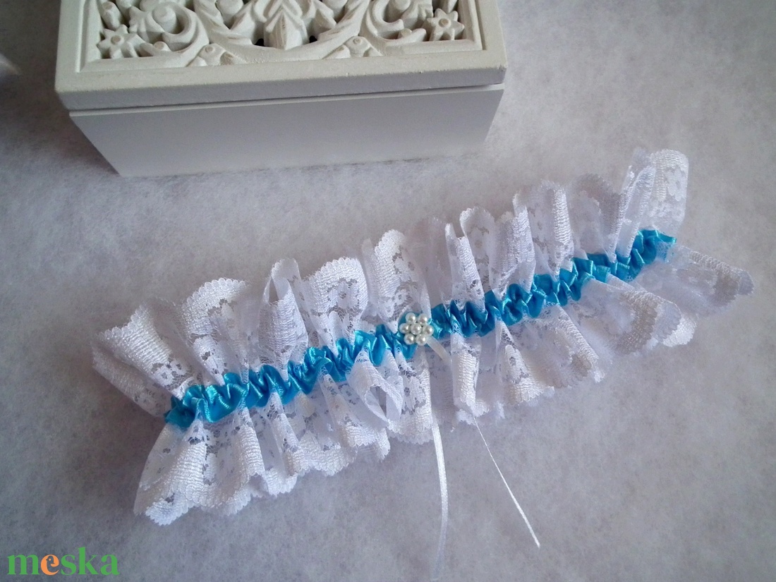 Türkiz álom esküvői combcsipke - esküvő - kiegészítők - harisnyatartó & valami kék - Meska.hu