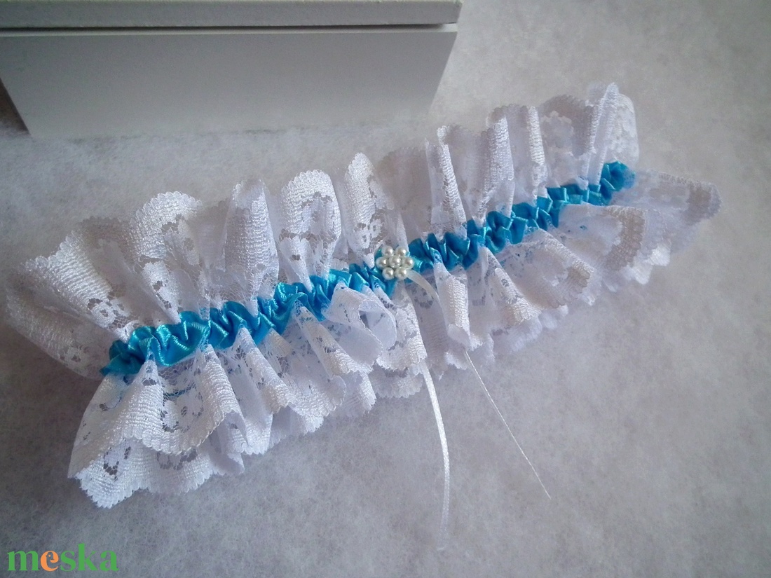 Türkiz álom esküvői combcsipke - esküvő - kiegészítők - harisnyatartó & valami kék - Meska.hu