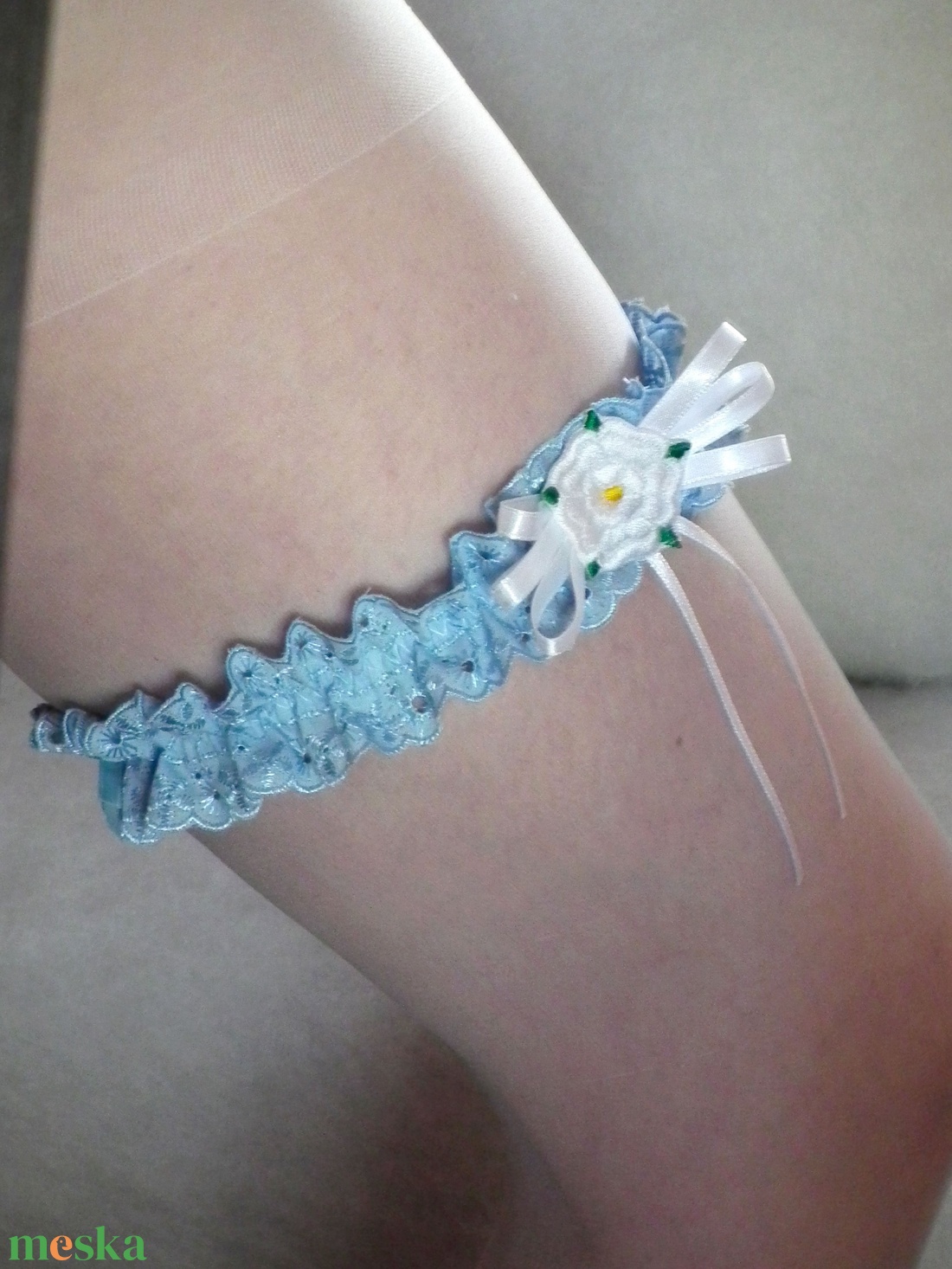 Virágos mámor esküvői combcsipke - esküvő - kiegészítők - harisnyatartó & valami kék - Meska.hu