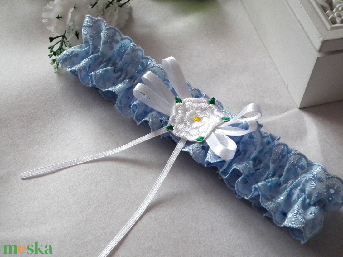 Virágos mámor esküvői combcsipke - esküvő - kiegészítők - harisnyatartó & valami kék - Meska.hu