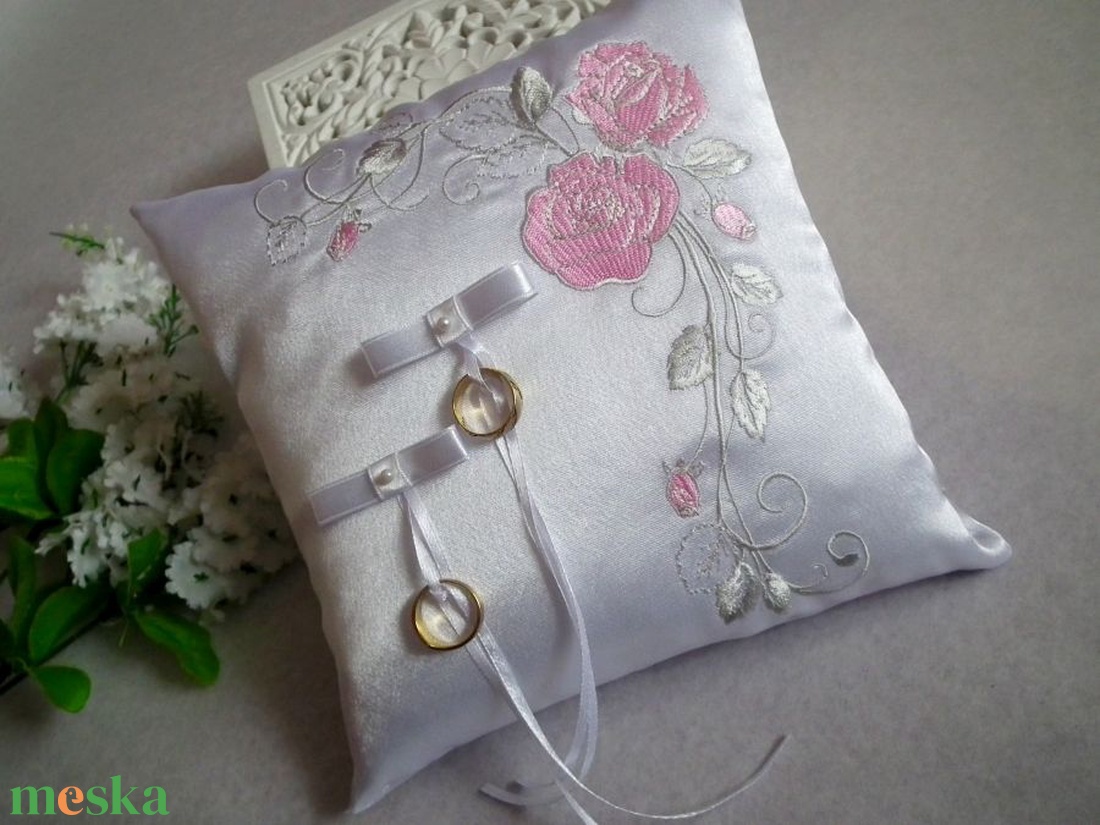Lizi esküvői gyűrűpárna - szürke, rózsaszín - esküvő - kiegészítők - gyűrűtartó & gyűrűpárna - Meska.hu