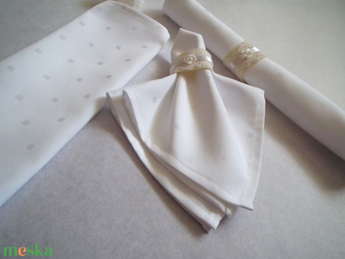 Damaszt textil szalvéta - 1 darab - esküvő - kiegészítők - gyűrűtartó & gyűrűpárna - Meska.hu