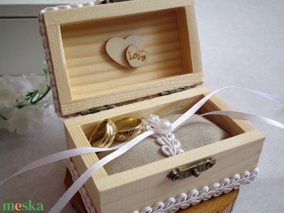 Örökkön-örökké gyűrűtartó dobozka - esküvő - kiegészítők - gyűrűtartó & gyűrűpárna - Meska.hu