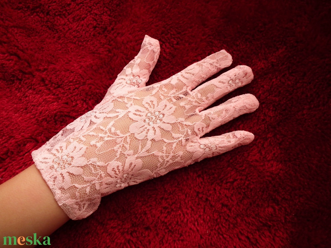 Kislány csipke kesztyű - rövid, rózsaszín - ruha & divat - sál, sapka, kendő - kesztyű - Meska.hu