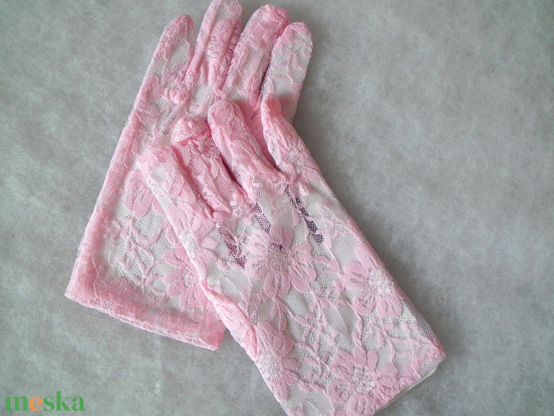 Kislány csipke kesztyű - rövid, rózsaszín - ruha & divat - sál, sapka, kendő - kesztyű - Meska.hu