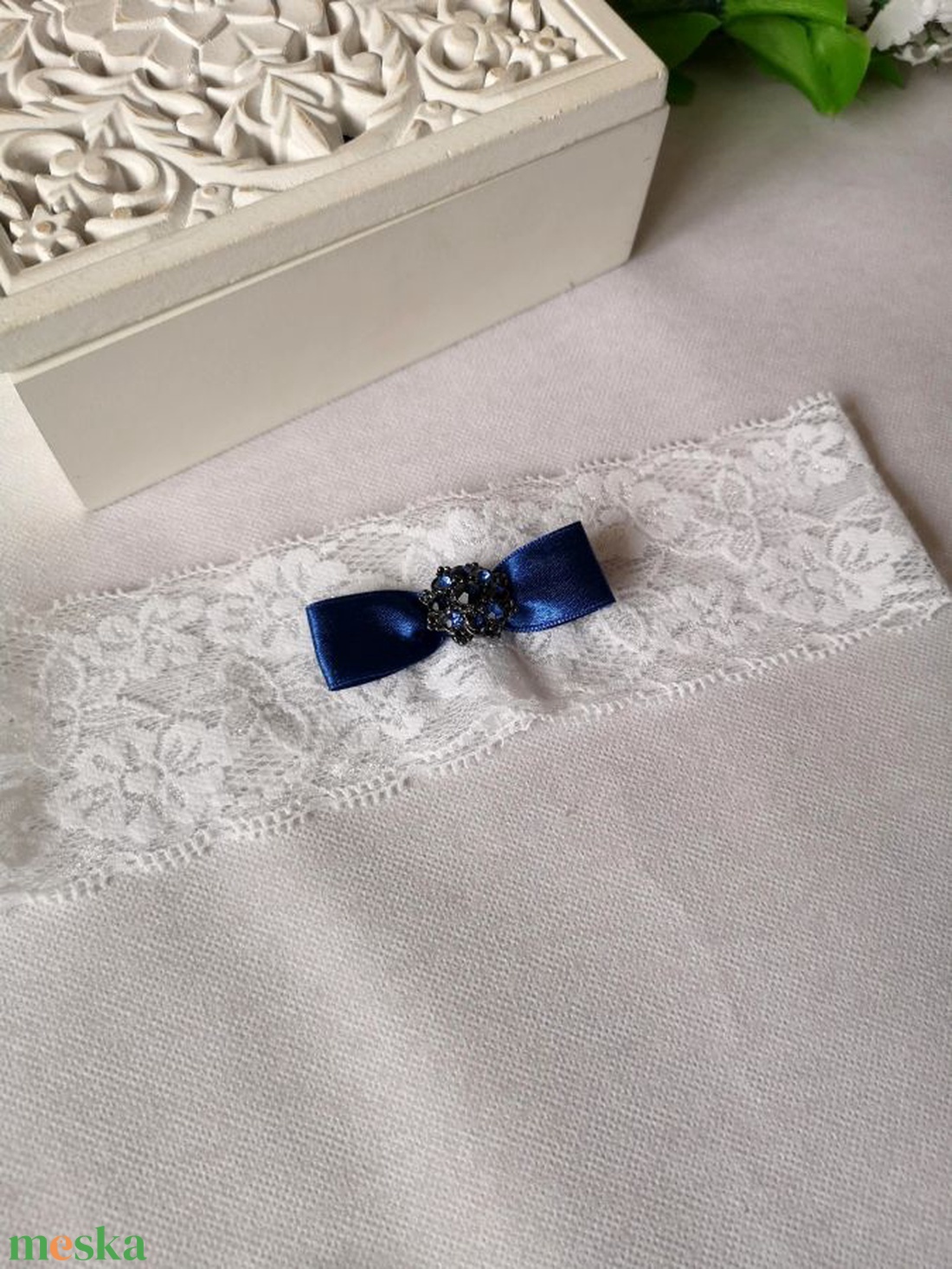 Elegancia combcsipke - esküvő - kiegészítők - harisnyatartó & valami kék - Meska.hu Elegancia combcsipke - esküvő - kiegészítők - harisnyatartó & valami kék - Meska.hu