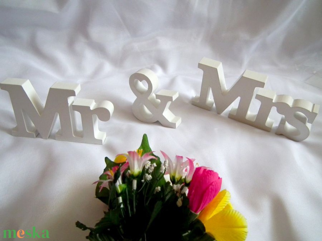 Mr és Mrs fa szett esküvői dekorációhoz - kellékek & szerszámok - fa - egyéb fatermék - Meska.hu Mr és Mrs fa szett esküvői dekorációhoz - kellékek & szerszámok - fa - egyéb fatermék - Meska.hu