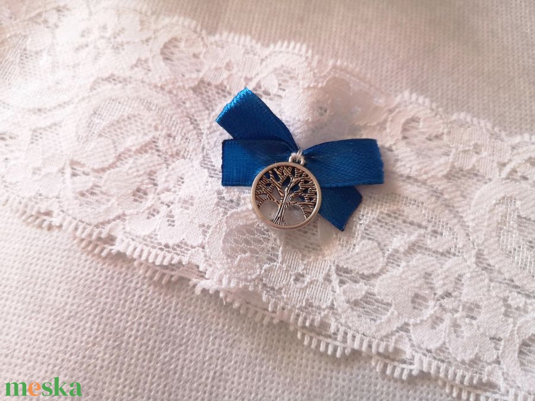 Életfa esküvői combcsipke - esküvő - kiegészítők - harisnyatartó & valami kék - Meska.hu