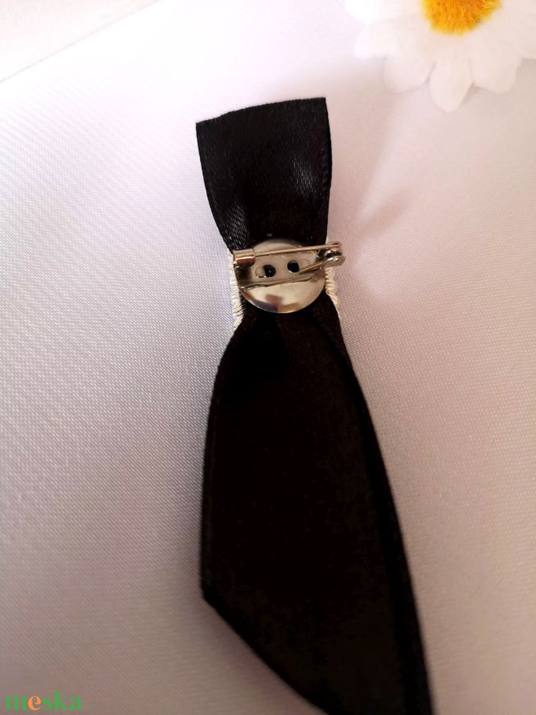 Gyász kitűző strassz dísszel - ékszer - kitűző és bross - Meska.hu