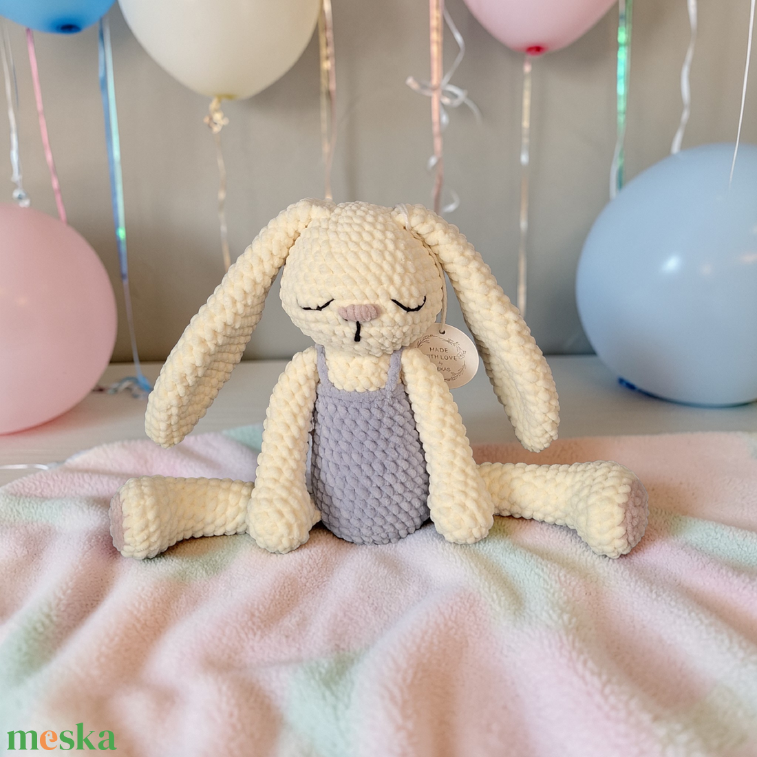 Alvó lilaruhás plüss nyuszi  - játék & sport - plüssállat & játékfigura - nyuszi - Meska.hu