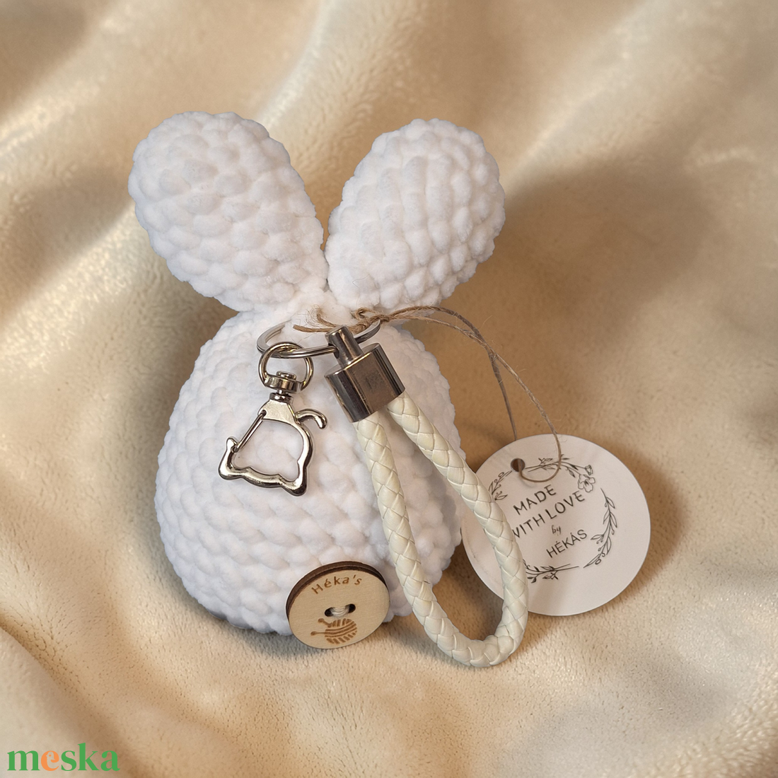 Horgolt amigurumi nyuszi, fehér  - táska & tok - kulcstartó & táskadísz - kulcstartó - Meska.hu