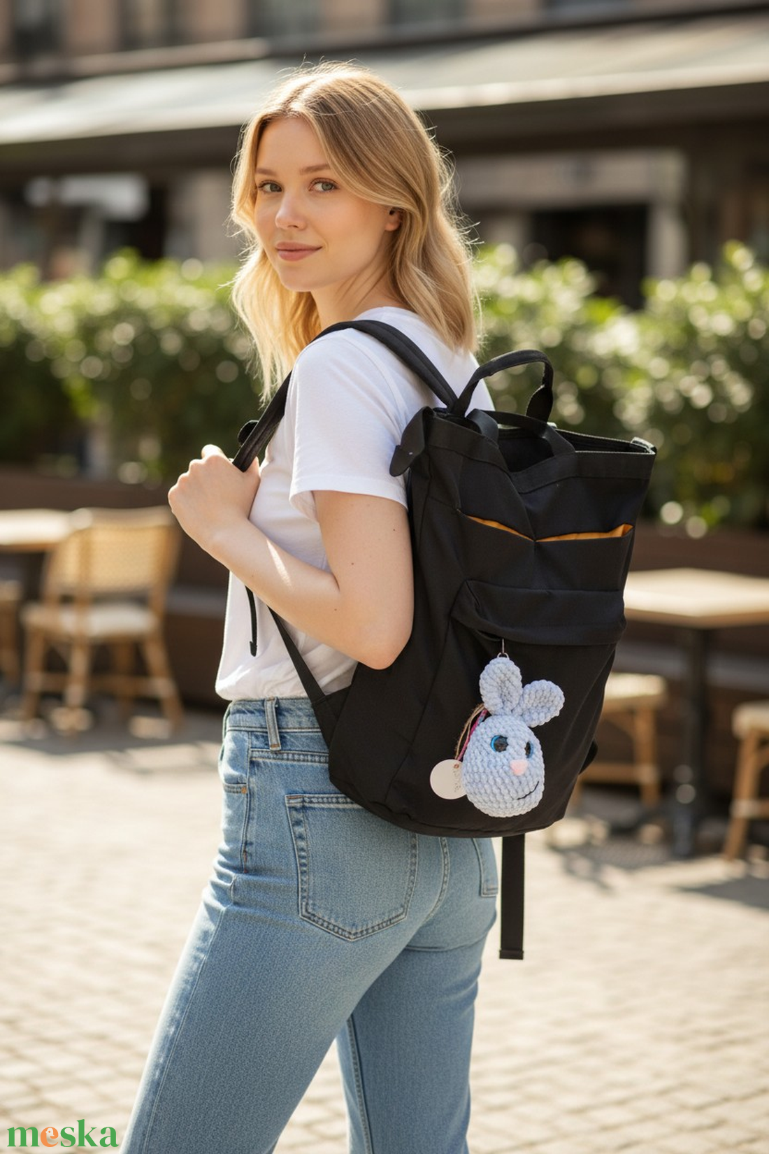 Horgolt amigurumi nyuszi, halvány kék - táska & tok - kulcstartó & táskadísz - kulcstartó - Meska.hu