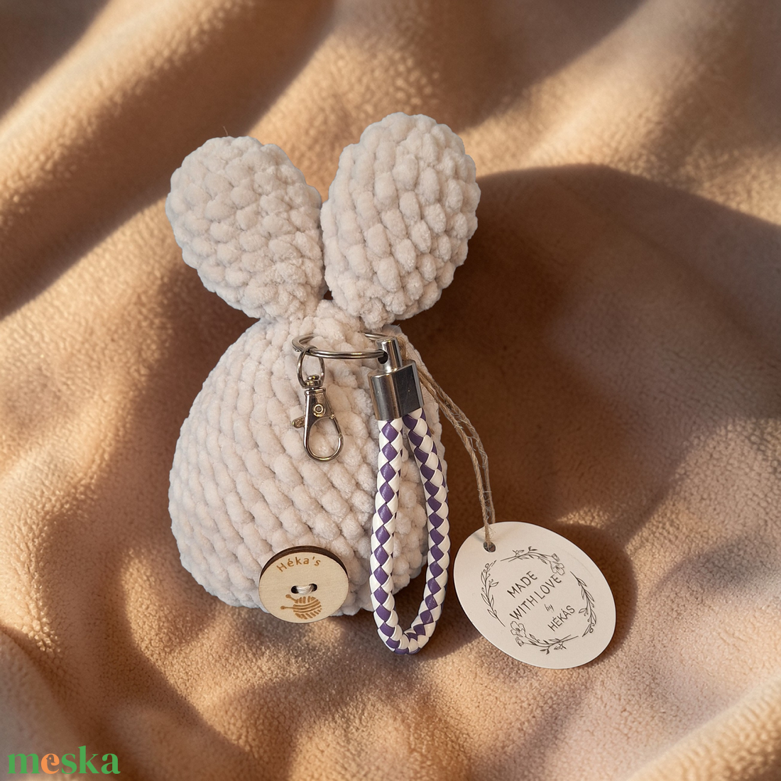 Horgolt amigurumi nyuszi, natúr - táska & tok - kulcstartó & táskadísz - kulcstartó - Meska.hu