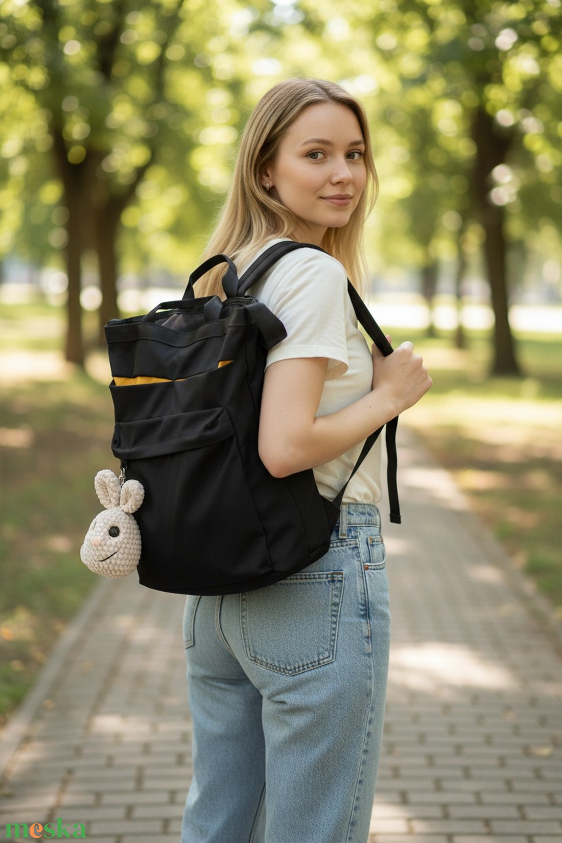 Horgolt amigurumi nyuszi, natúr - táska & tok - kulcstartó & táskadísz - kulcstartó - Meska.hu