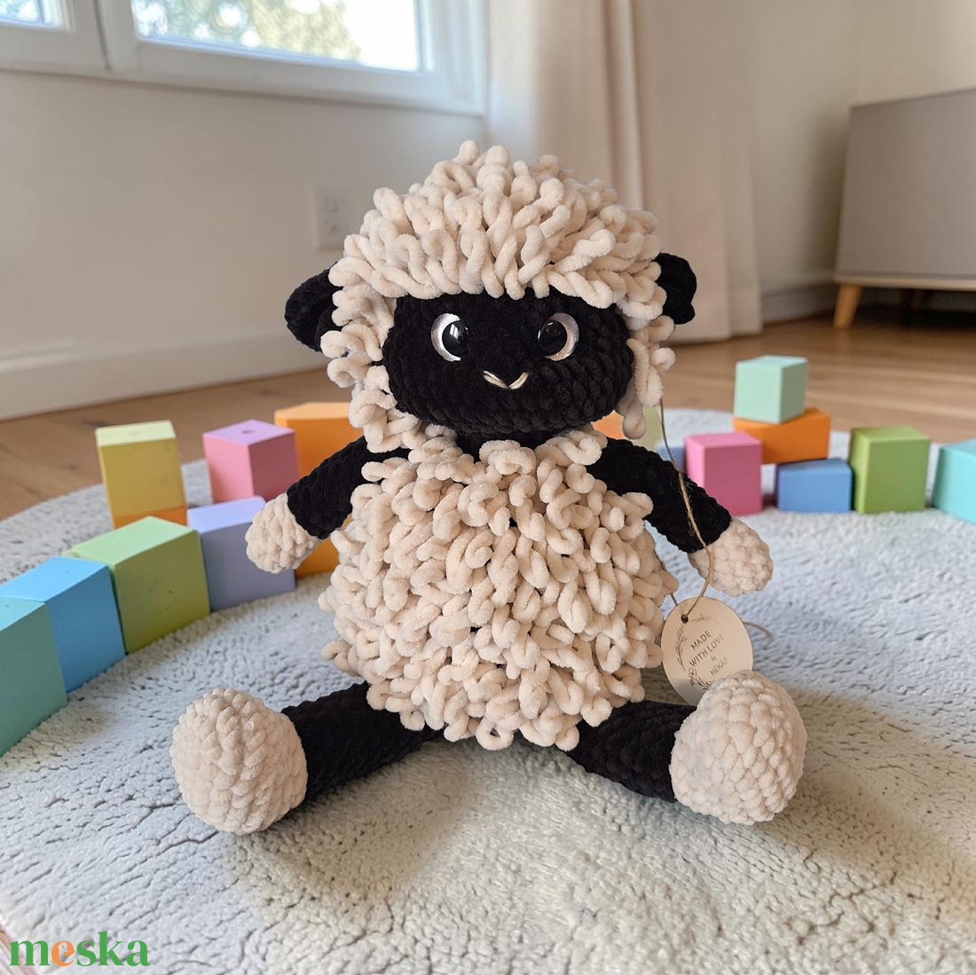Fekete bárány amigurumi - játék & sport - plüssállat & játékfigura - plüss bárány - Meska.hu