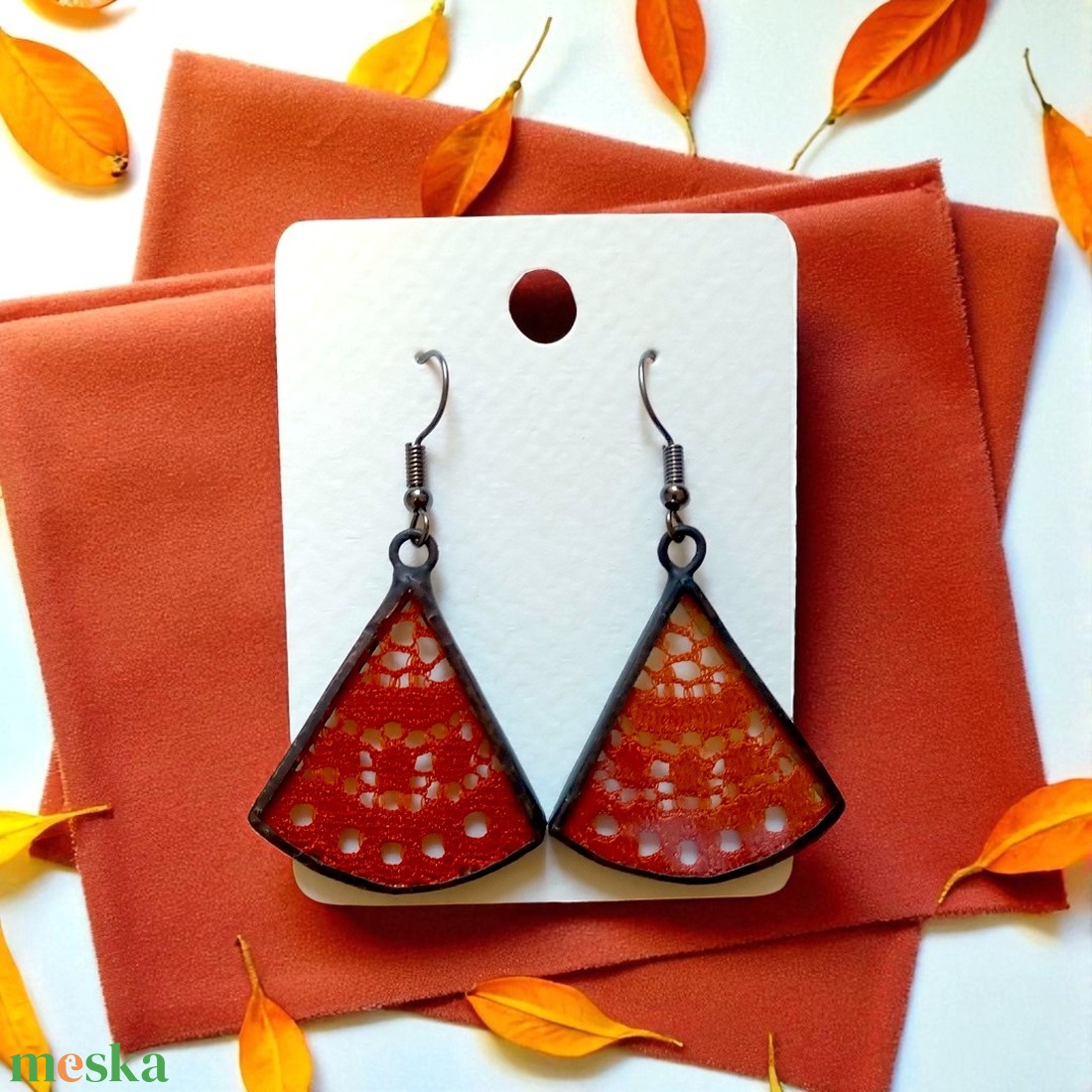 Csipkecsoda - Üveg design fülbevaló - Narancs - ékszer - fülbevaló - lógó fülbevaló - Meska.hu