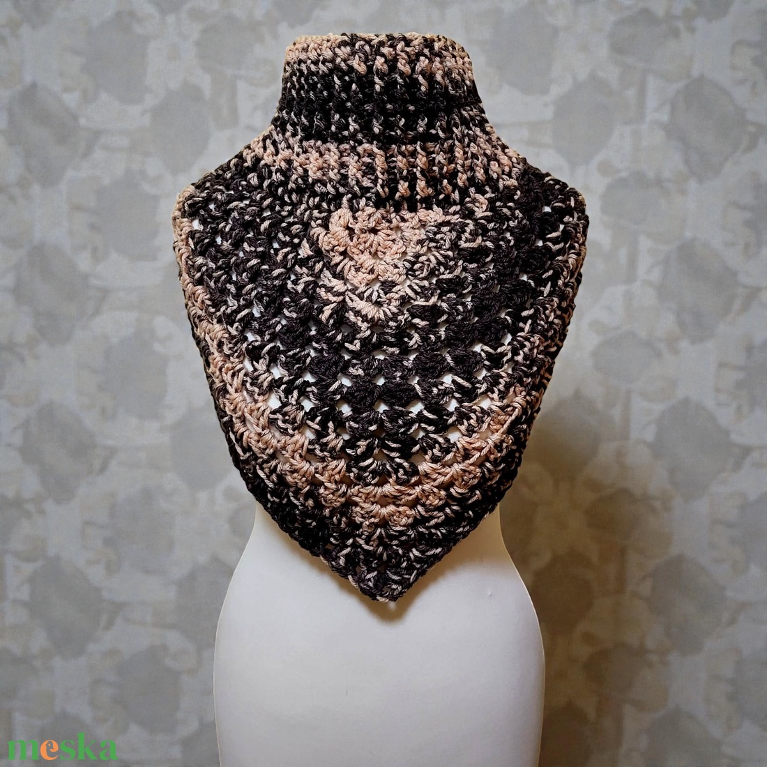 Horgolt nyakmelegítő - ruha & divat - sál, sapka, kendő - sál - Meska.hu