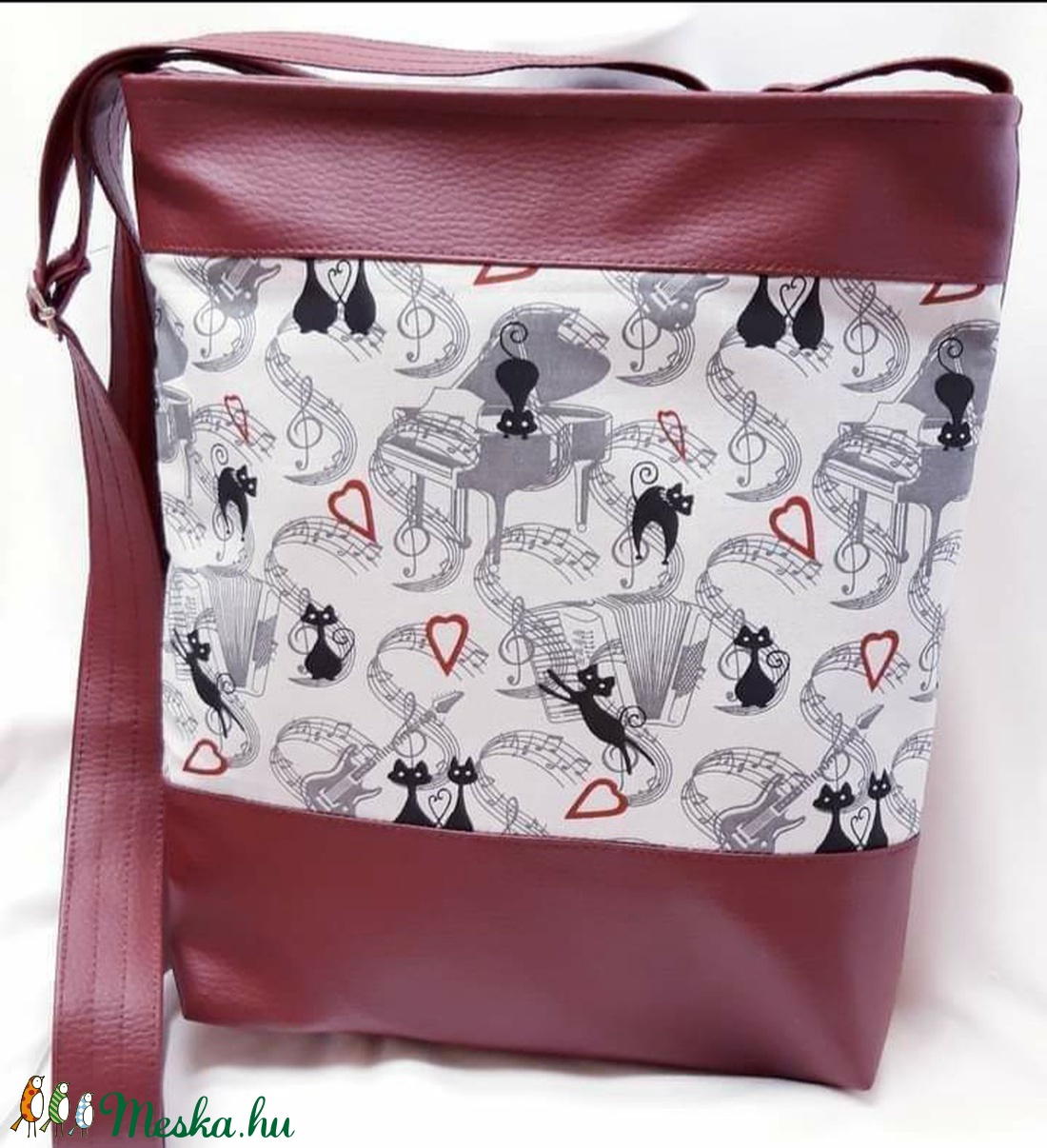 Textilbőr oldaltáska - táska & tok - kézitáska & válltáska - vállon átvethető táska - Meska.hu