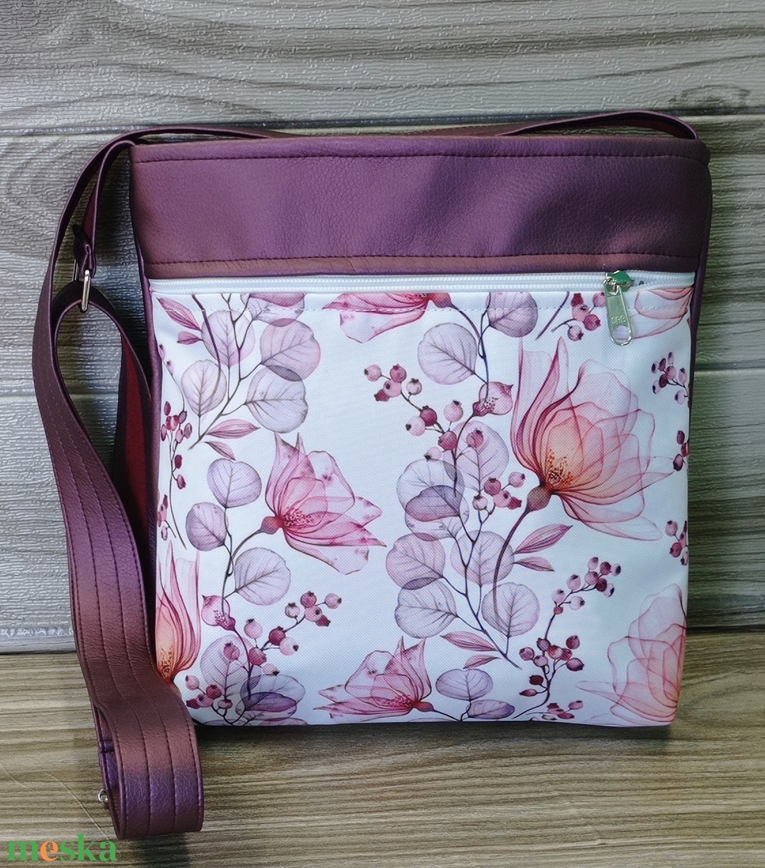 Táska válltáska oldaltáska  - táska & tok - kézitáska & válltáska - vállon átvethető táska - Meska.hu