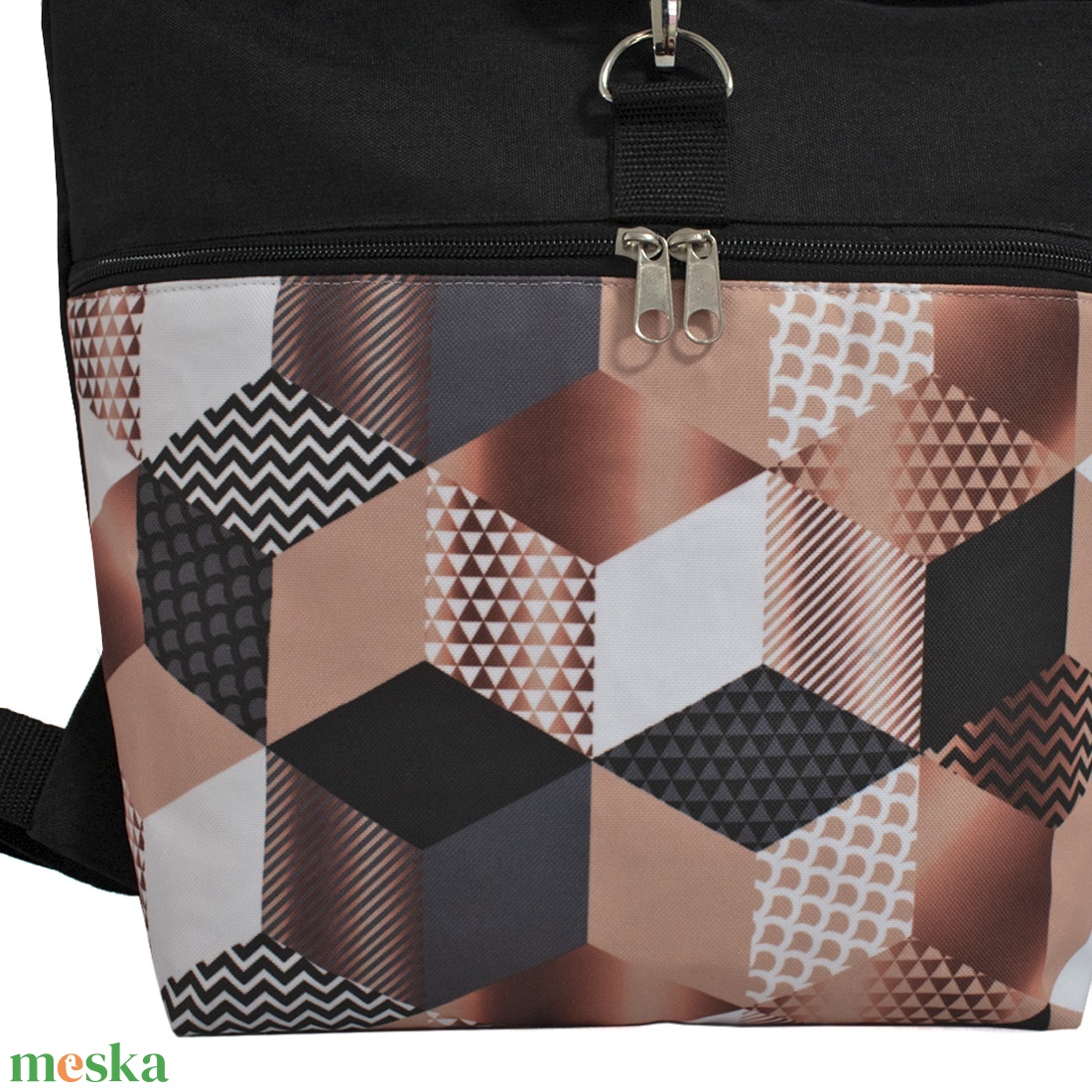 Víz- és kopásálló geometriai mintás roll top hátizsák - táska & tok - hátizsák - hátizsák - Meska.hu