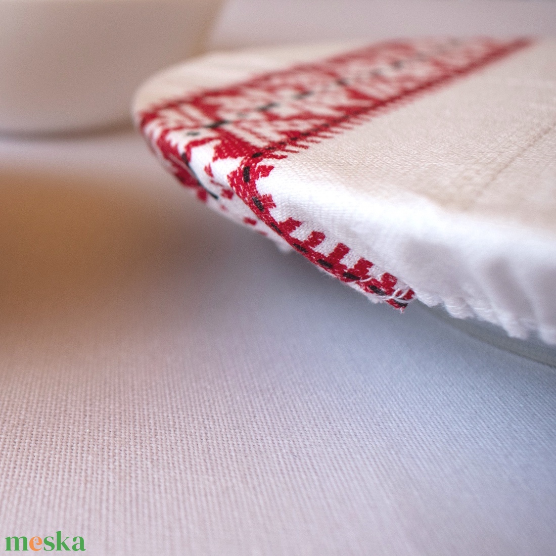 Palóc szőttes piros mintás edényfedő csomag - otthon & életmód - konyhafelszerelés, tálalás - konyhai textil - edényfogó & edényfedő - Meska.hu Palóc szőttes piros mintás edényfedő csomag - otthon & életmód - konyhafelszerelés, tálalás - konyhai textil - edényfogó & edényfedő - Meska.hu