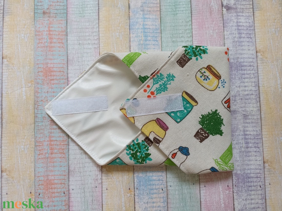 Bögre/kancsó/növény mintás újraszalvéta/ textil szalvéta - táska & tok - uzsonna- & ebéd tartó - szendvics csomagoló - Meska.hu Bögre/kancsó/növény mintás újraszalvéta/ textil szalvéta - táska & tok - uzsonna- & ebéd tartó - szendvics csomagoló - Meska.hu