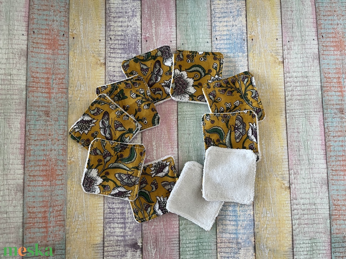 Virág mintás arctisztító törlőkendő- négyzet (10db) - szépségápolás - arcápolás - arctisztító korong - Meska.hu Virág mintás arctisztító törlőkendő- négyzet (10db) - szépségápolás - arcápolás - arctisztító korong - Meska.hu
