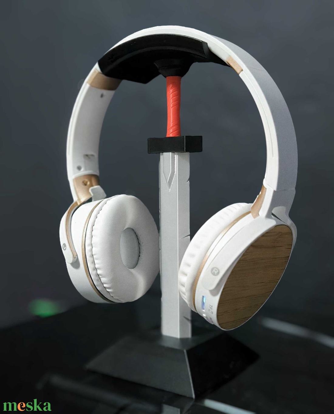 Hellfire Sword Stand - kard formájú 3D nyomtatott headset tartó - otthon & életmód - dekoráció - asztal és polc dekoráció - asztaldísz - Meska.hu