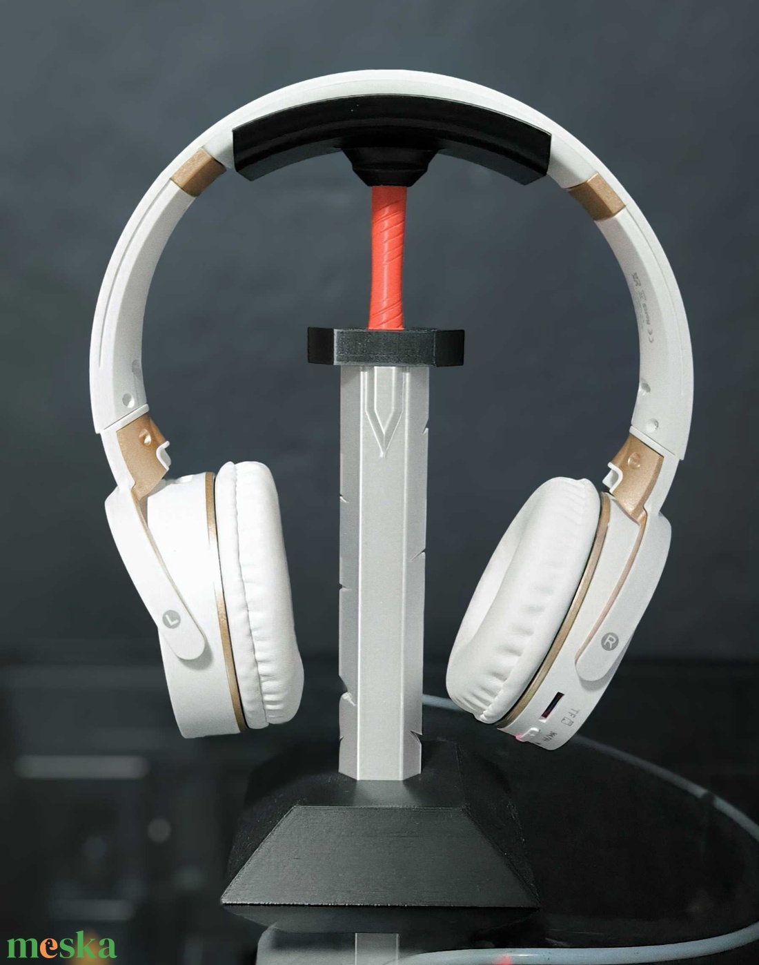 Hellfire Sword Stand - kard formájú 3D nyomtatott headset tartó - otthon & életmód - dekoráció - asztal és polc dekoráció - asztaldísz - Meska.hu