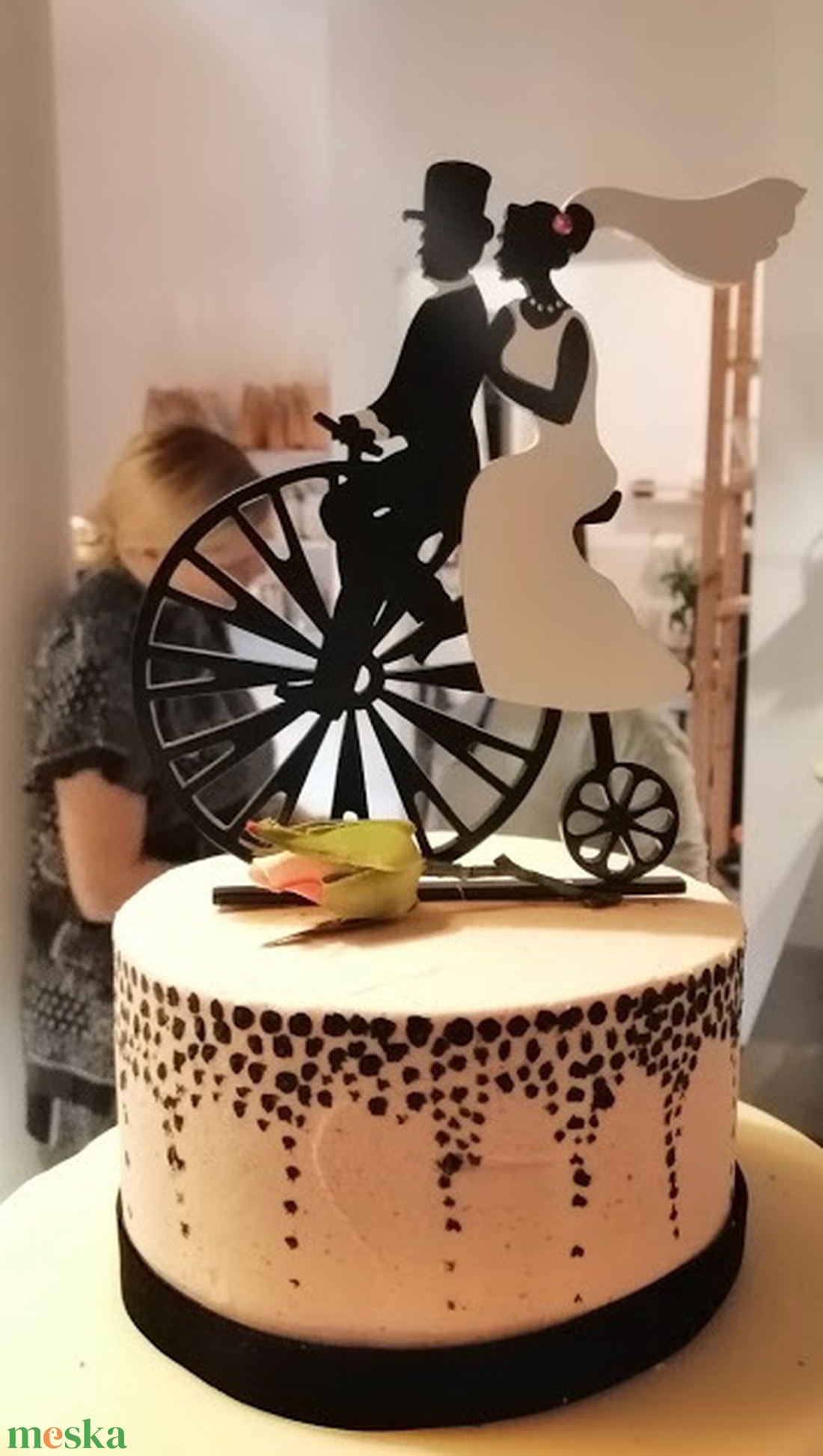Velocipéd nászpár Esküvői tortadísz/csúcsdísz Biciklis menyasszonyi és vőlegény Esküvői dekoráció tortára  - esküvő - dekoráció - sütidísz - Meska.hu